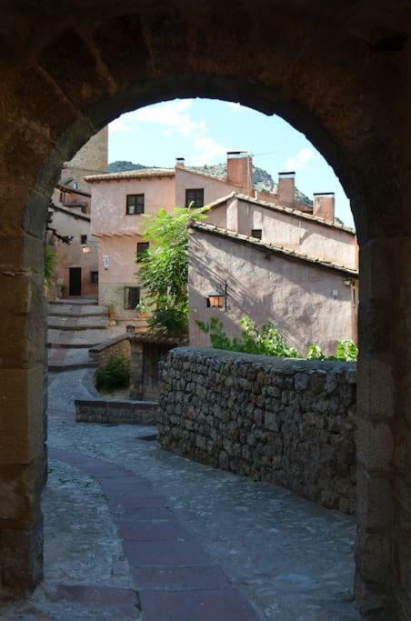 Apartamento Portal del Agua Albarracín Esterno foto