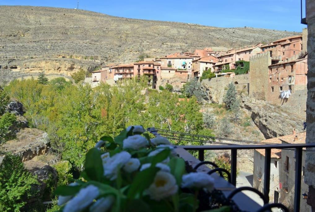Apartamento Portal del Agua Albarracín Esterno foto