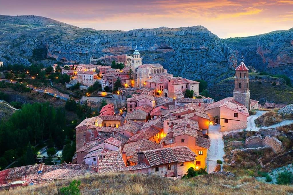 Apartamento Portal del Agua Albarracín Esterno foto